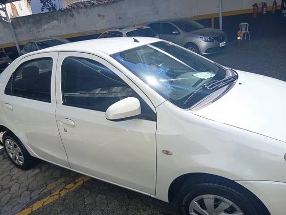 TOYOTA ETIOS 1.5 X SEDAN 16V FLEX 4P MANUAL TOYOTA ETIOS 1.5 X SEDAN 16V FLEX 4P MANUAL